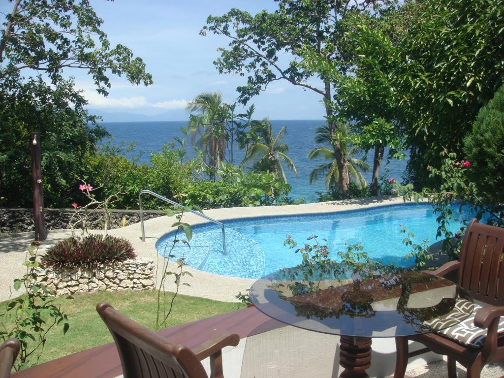 Padre Burgos Castle Resort Surigao Eksteriør bilde